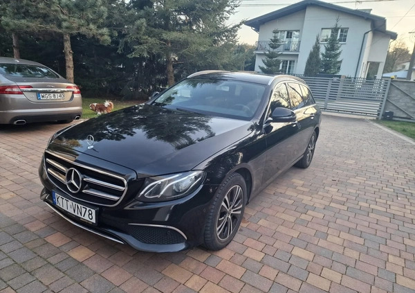 Mercedes-Benz Klasa E cena 88900 przebieg: 275000, rok produkcji 2020 z Otwock małe 466